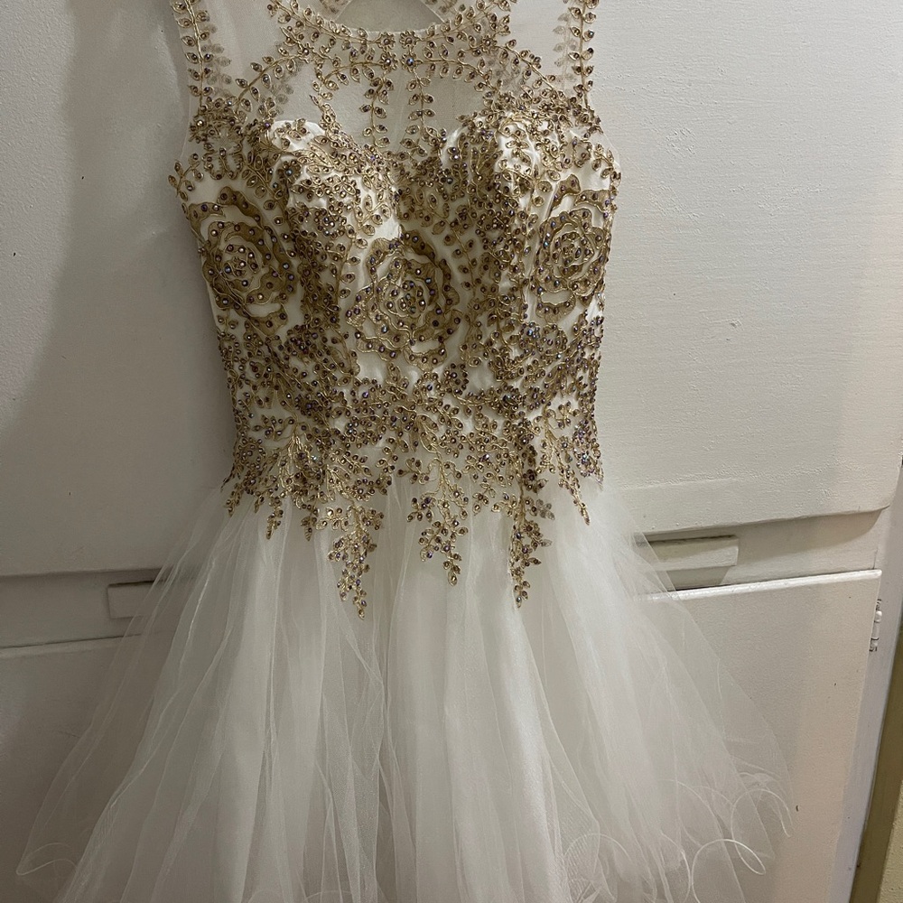 Fiesta Gold and White Sleeveless Halter Mini Dress